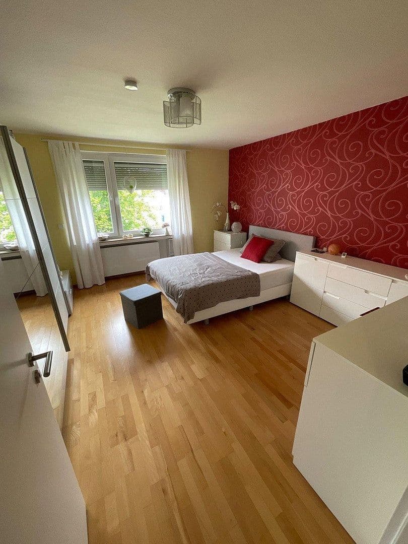 Prodej bytu 3+1 89 m², Heinrich-Gossen Str. 3, Düren, Severní Porýní-Vestfálsko Prodej bytu 3+1 89 m², Heinrich-Gossen Str. 3, Düren, Severní Porýní-Vestfálsko