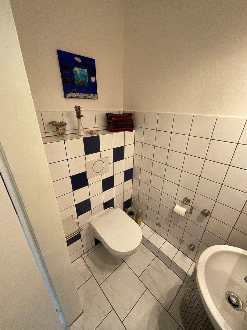 Prodej bytu 3+1 89 m², Heinrich-Gossen Str. 3, Düren, Severní Porýní-Vestfálsko Prodej bytu 3+1 89 m², Heinrich-Gossen Str. 3, Düren, Severní Porýní-Vestfálsko