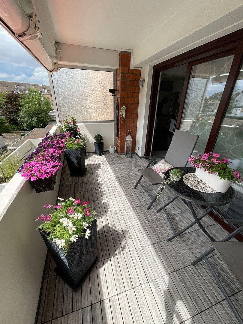 Prodej bytu 3+1 89 m², Heinrich-Gossen Str. 3, Düren, Severní Porýní-Vestfálsko Prodej bytu 3+1 89 m², Heinrich-Gossen Str. 3, Düren, Severní Porýní-Vestfálsko