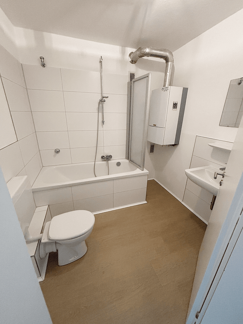 Prodej bytu 3+1 79 m², Hauptstraße 49, Siegburg, Severní Porýní-Vestfálsko Prodej bytu 3+1 79 m², Hauptstraße 49, Siegburg, Severní Porýní-Vestfálsko