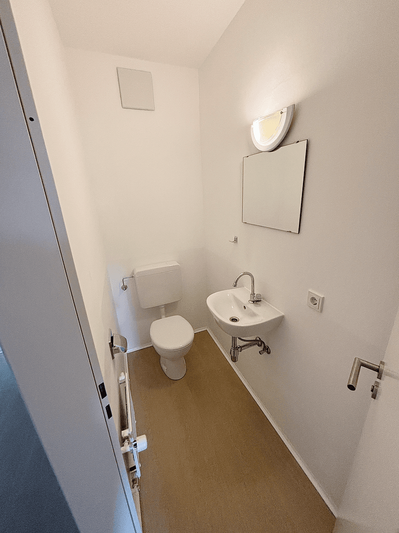 Prodej bytu 3+1 79 m², Hauptstraße 49, Siegburg, Severní Porýní-Vestfálsko Prodej bytu 3+1 79 m², Hauptstraße 49, Siegburg, Severní Porýní-Vestfálsko