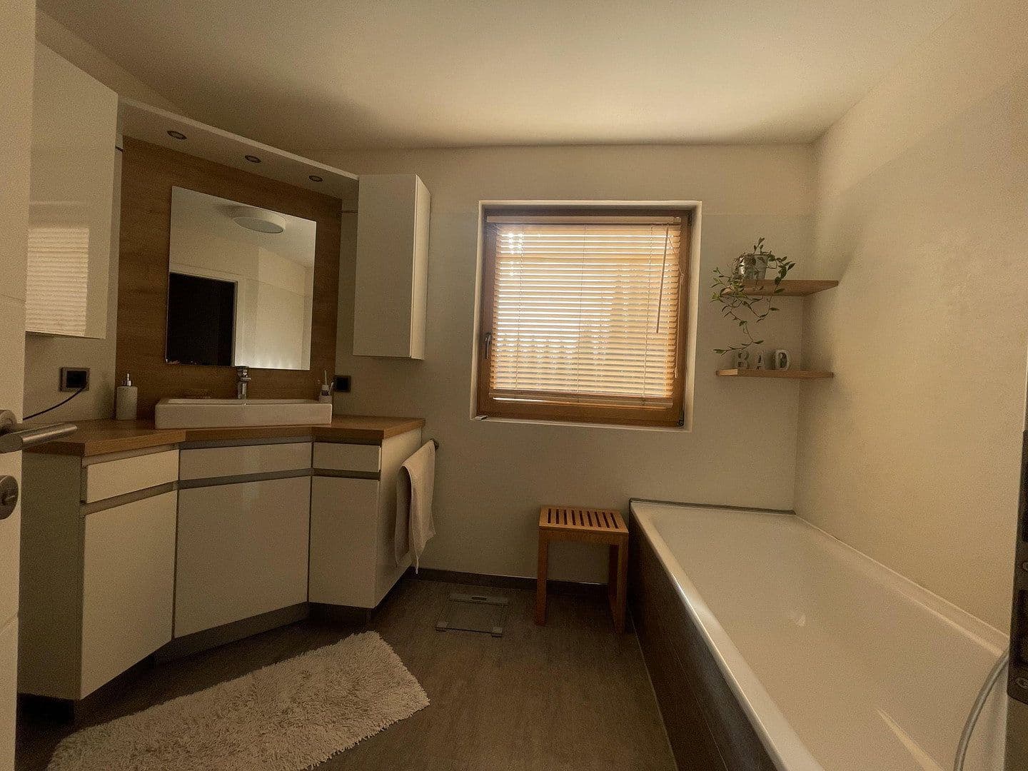 Prodej domu 122 m², pozemek 427 m², Bargfeld-Stegen, Šlesvicko-Holštýnsko Prodej domu 122 m², pozemek 427 m², Bargfeld-Stegen, Šlesvicko-Holštýnsko