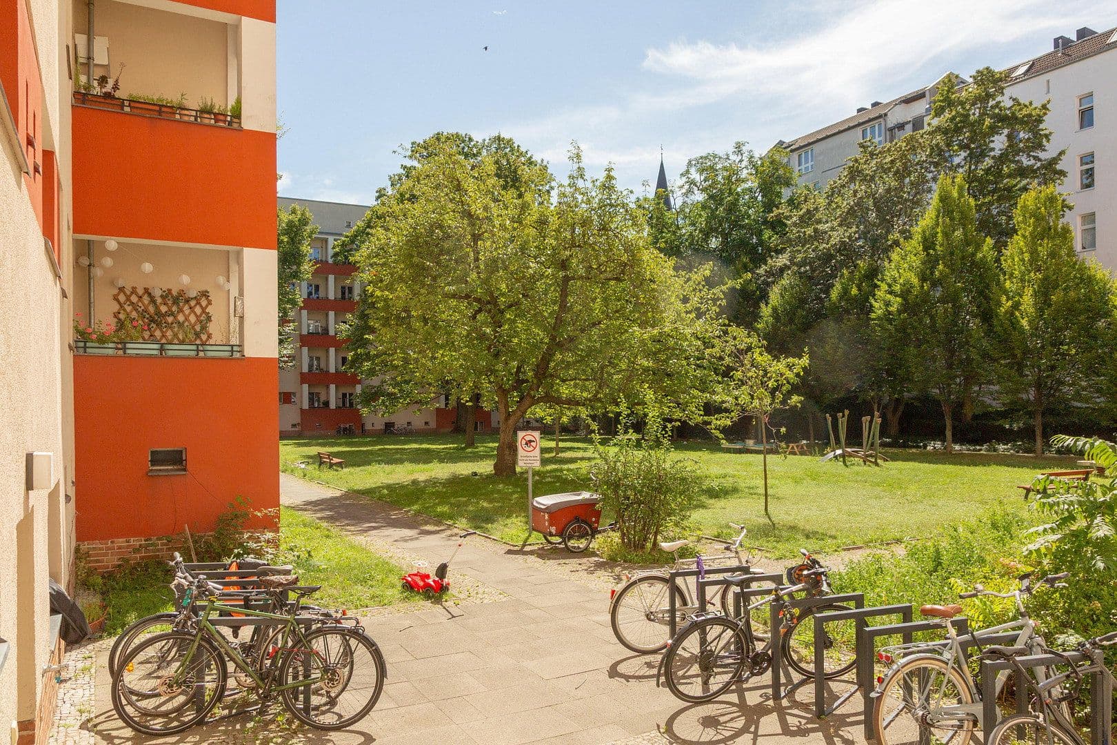 Prodej bytu 3+1 68 m², Berlin, Berlín Prodej bytu 3+1 68 m², Berlin, Berlín