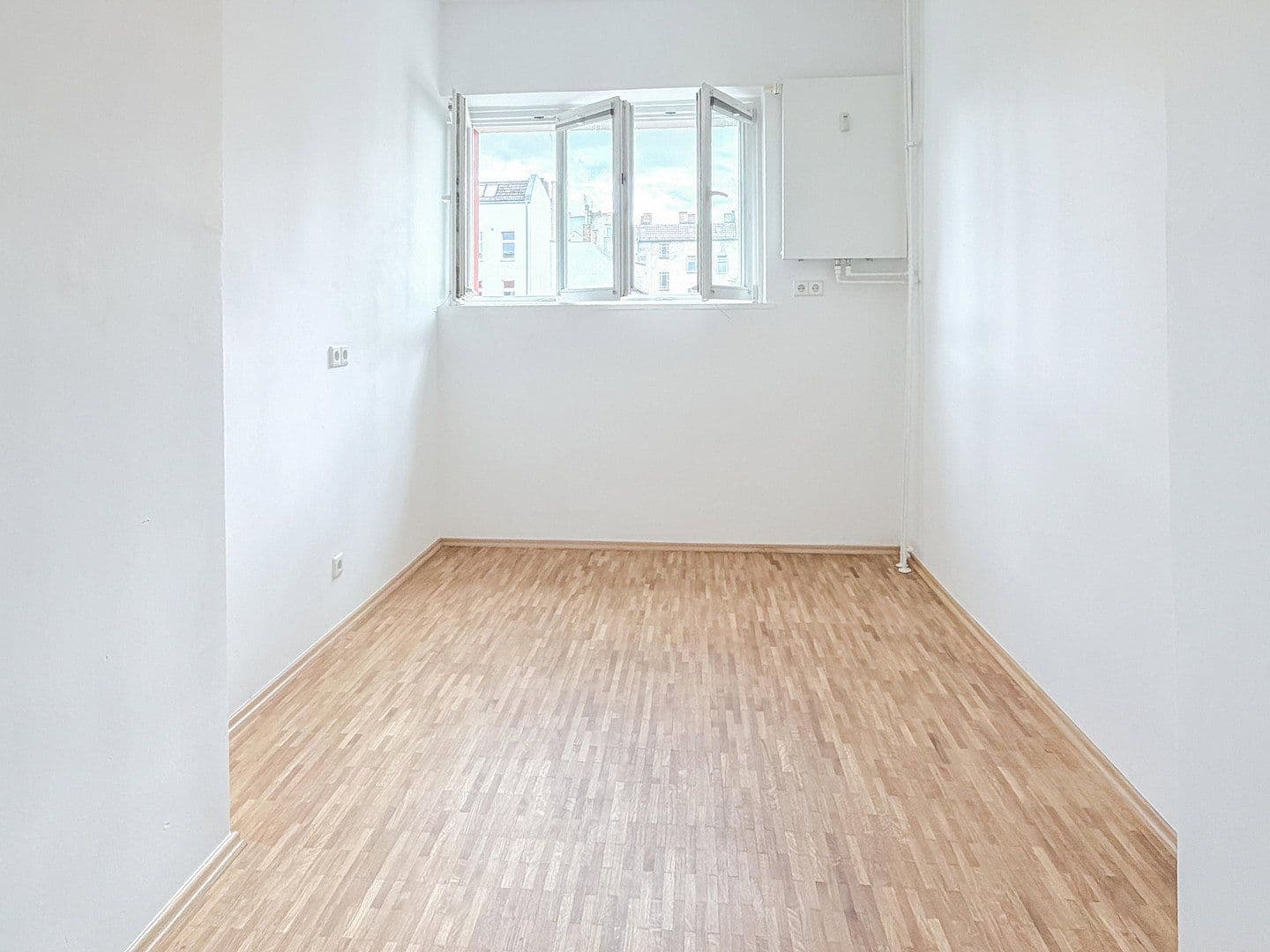 Prodej bytu 3+1 68 m², Berlin, Berlín Prodej bytu 3+1 68 m², Berlin, Berlín