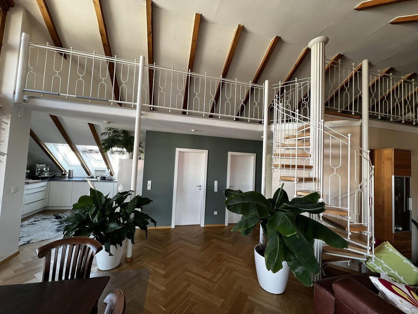 Prodej bytu 4+1 147 m², Kleiststraße 11, Gersthofen, Bavorsko Prodej bytu 4+1 147 m², Kleiststraße 11, Gersthofen, Bavorsko