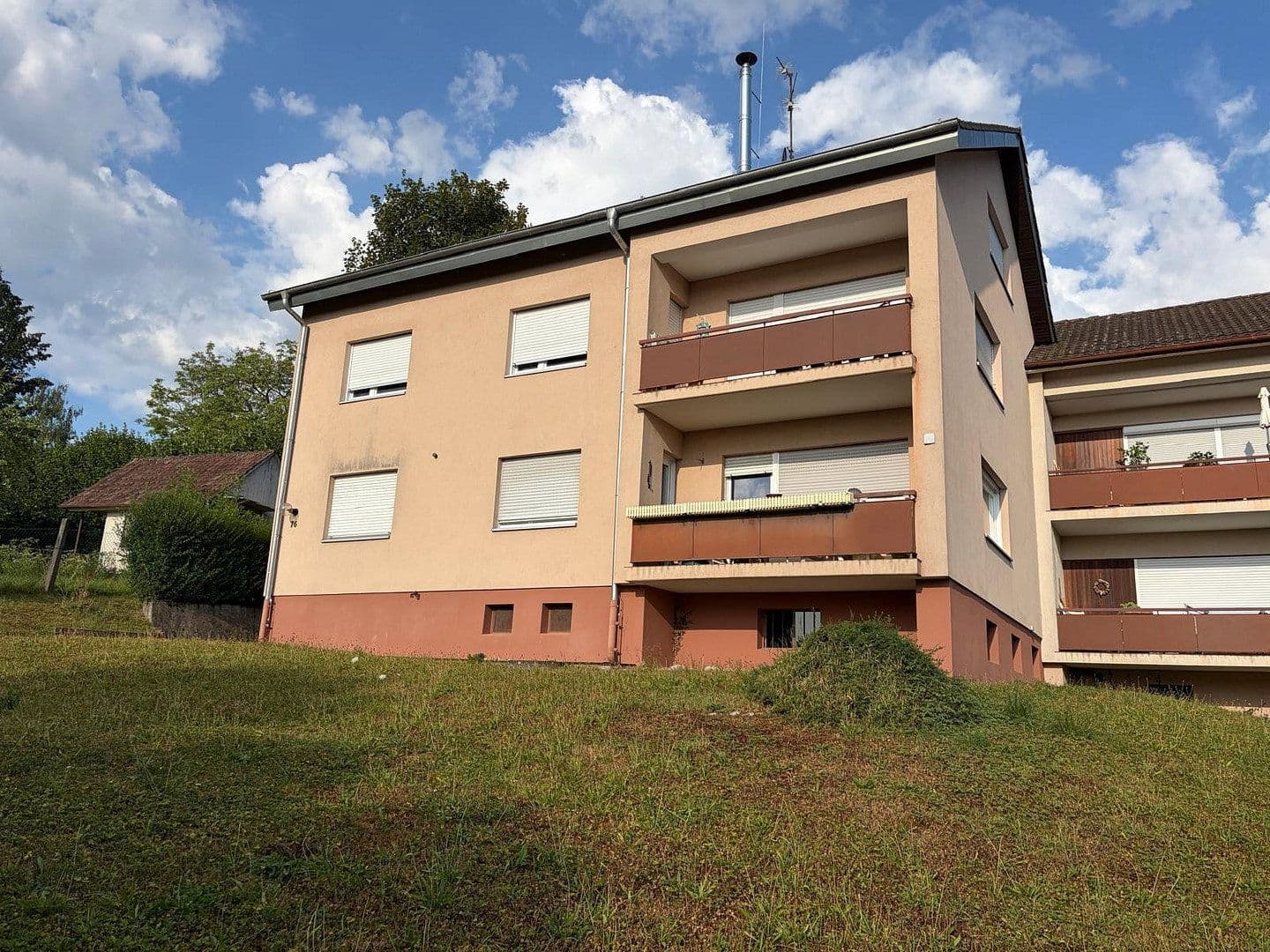 Pronájem bytu 4+kk 113 m², Tüllinger Straße 76, Lörrach, Bádensko-Württembersko Pronájem bytu 4+kk 113 m², Tüllinger Straße 76, Lörrach, Bádensko-Württembersko