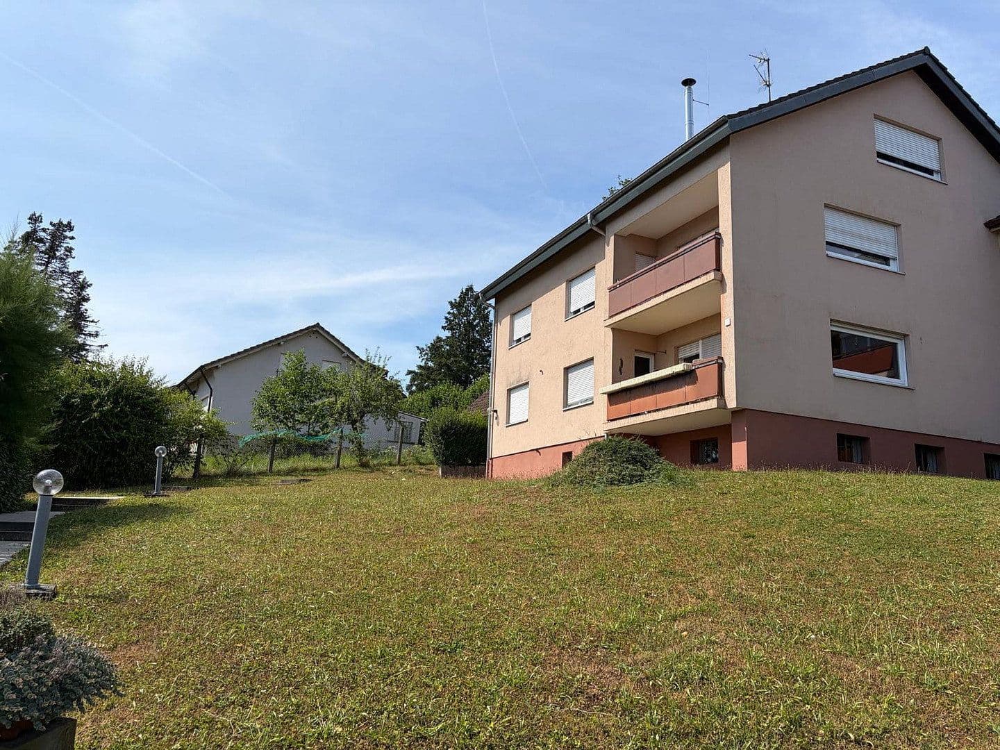 Pronájem bytu 4+kk 113 m², Tüllinger Straße 76, Lörrach, Bádensko-Württembersko Pronájem bytu 4+kk 113 m², Tüllinger Straße 76, Lörrach, Bádensko-Württembersko
