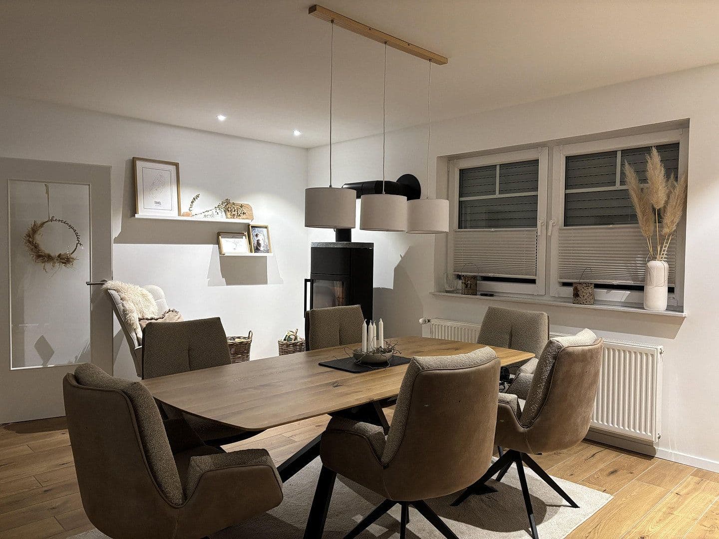 Prodej domu 130 m², pozemek 593 m², Mertloch, Porýní-Falc Prodej domu 130 m², pozemek 593 m², Mertloch, Porýní-Falc