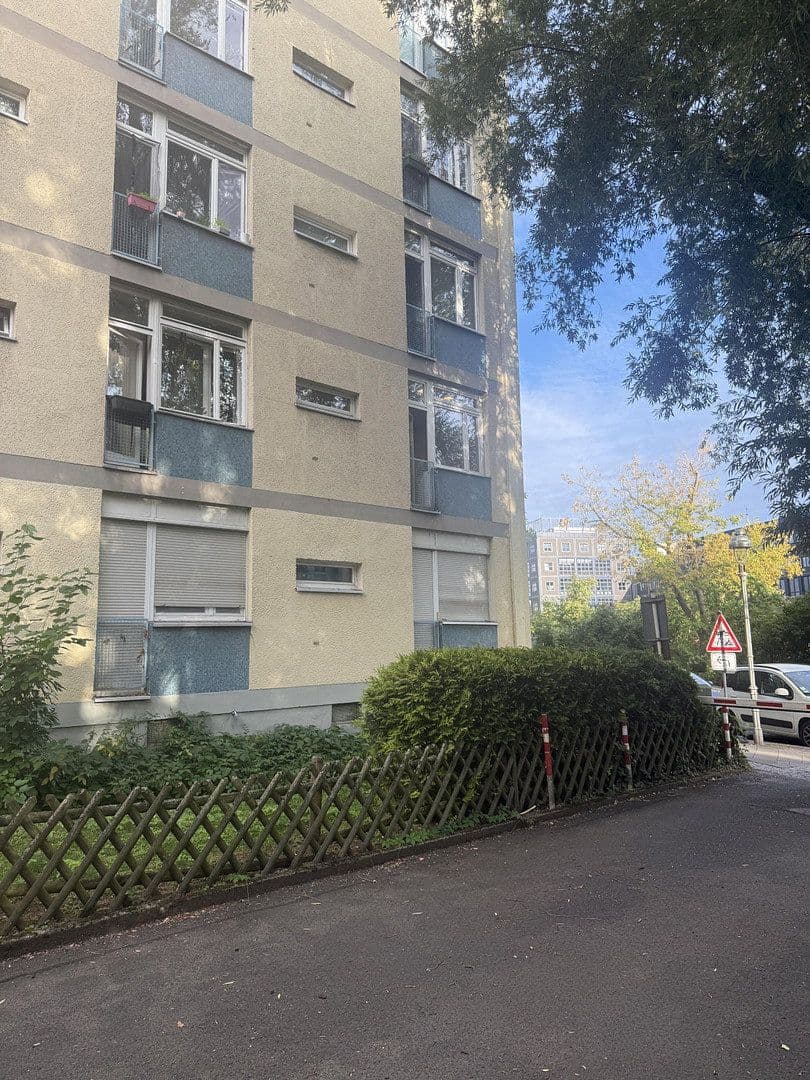 Prodej bytu 1+kk 38 m², Claudiusstraße 10, Berlin, Berlín Prodej bytu 1+kk 38 m², Claudiusstraße 10, Berlin, Berlín