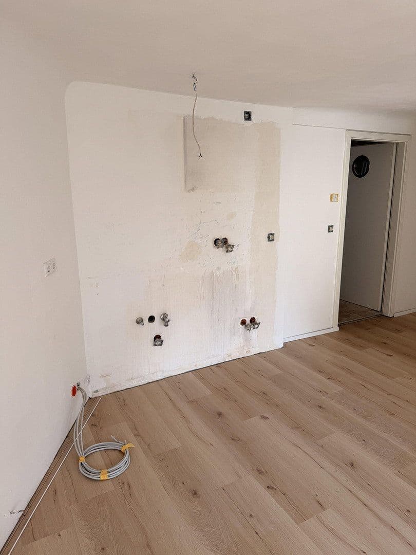 Pronájem bytu 2+1 31 m², Plieningen, Bádensko-Württembersko Pronájem bytu 2+1 31 m², Plieningen, Bádensko-Württembersko