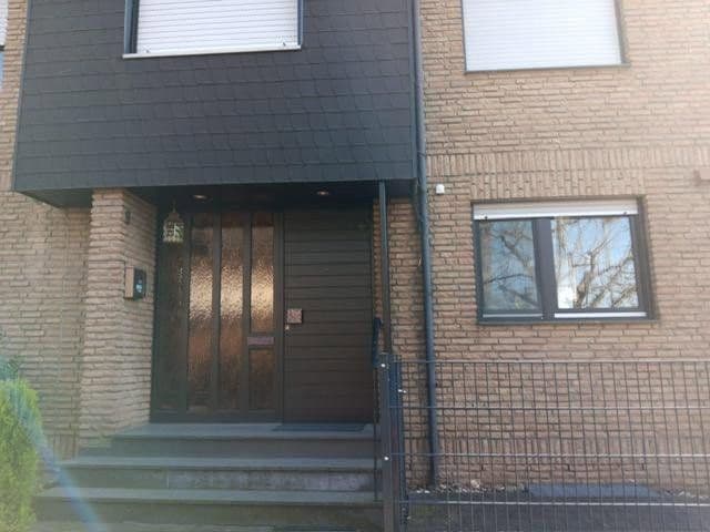 Prodej domu 148 m², pozemek 228 m², Langenfeld (Rheinland), Severní Porýní-Vestfálsko Prodej domu 148 m², pozemek 228 m², Langenfeld (Rheinland), Severní Porýní-Vestfálsko