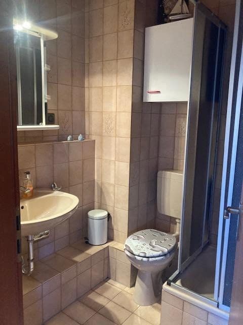 Prodej domu 148 m², pozemek 228 m², Langenfeld (Rheinland), Severní Porýní-Vestfálsko Prodej domu 148 m², pozemek 228 m², Langenfeld (Rheinland), Severní Porýní-Vestfálsko