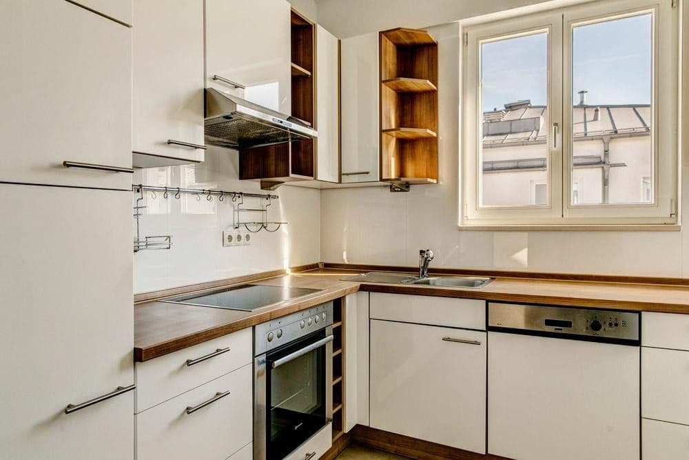 Pronájem bytu 3+1 115 m², München, Bavorsko Pronájem bytu 3+1 115 m², München, Bavorsko