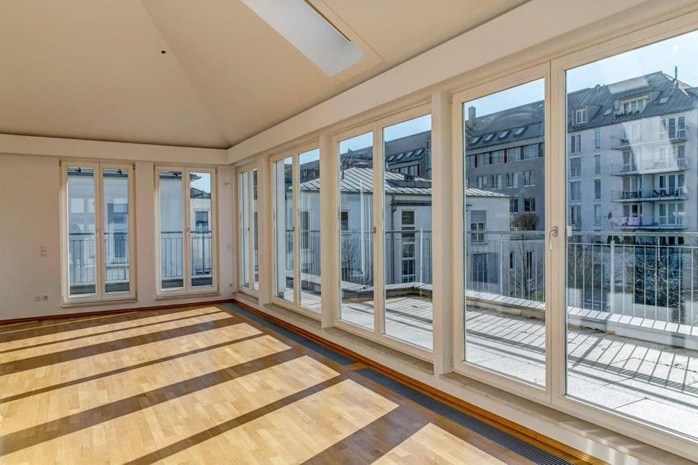 Pronájem bytu 3+1 115 m², München, Bavorsko Pronájem bytu 3+1 115 m², München, Bavorsko
