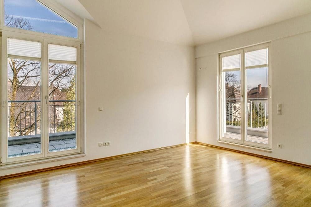Pronájem bytu 3+1 115 m², München, Bavorsko Pronájem bytu 3+1 115 m², München, Bavorsko