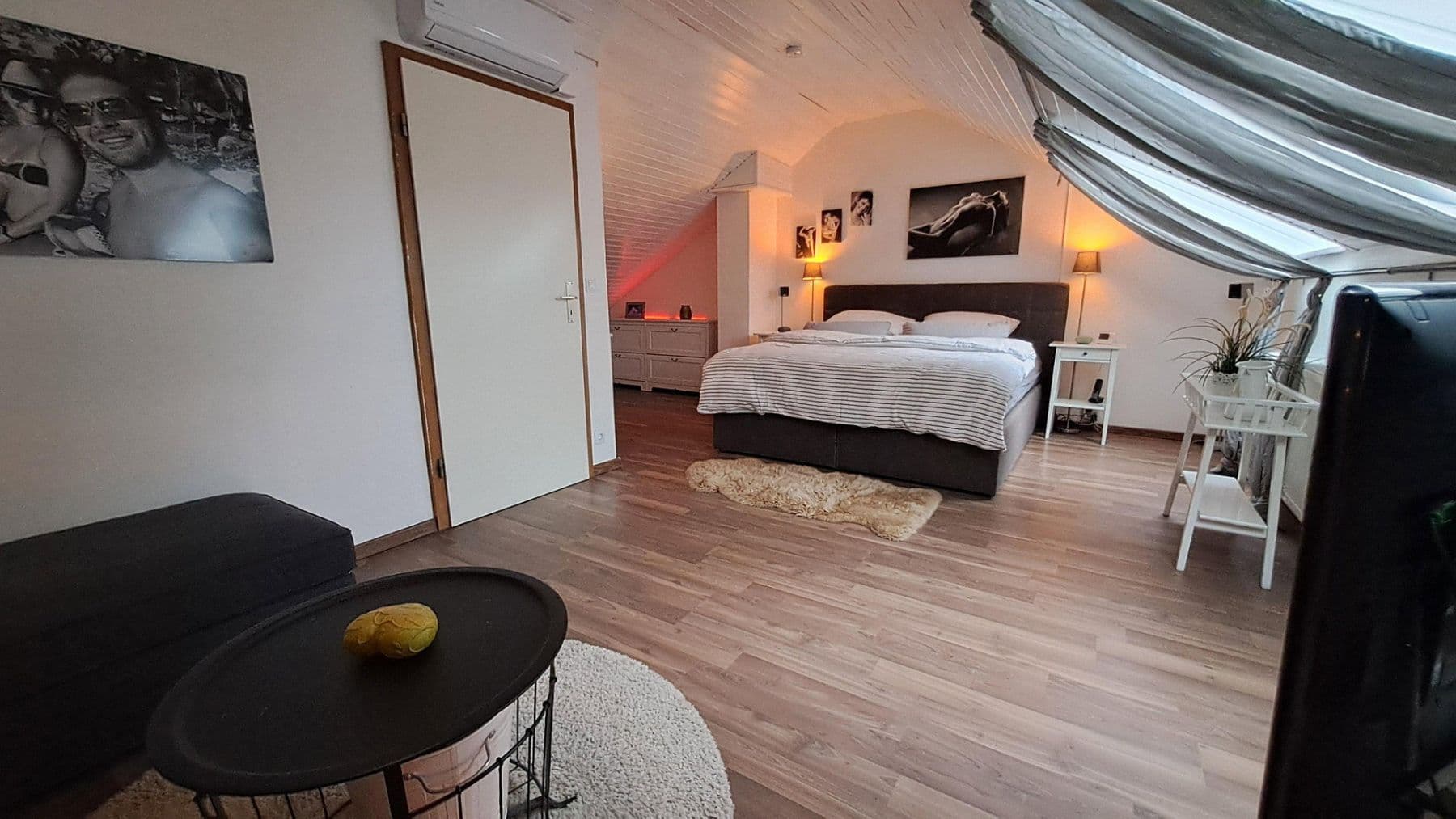 Prodej domu 135 m², pozemek 220 m², Laatzen, Dolní Sasko Prodej domu 135 m², pozemek 220 m², Laatzen, Dolní Sasko