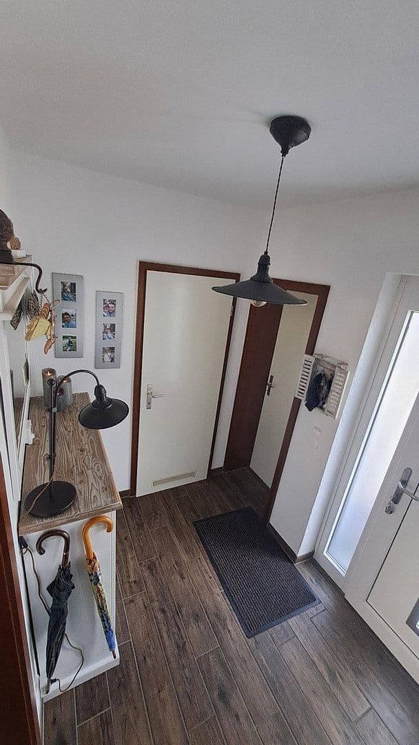 Prodej domu 135 m², pozemek 220 m², Laatzen, Dolní Sasko Prodej domu 135 m², pozemek 220 m², Laatzen, Dolní Sasko