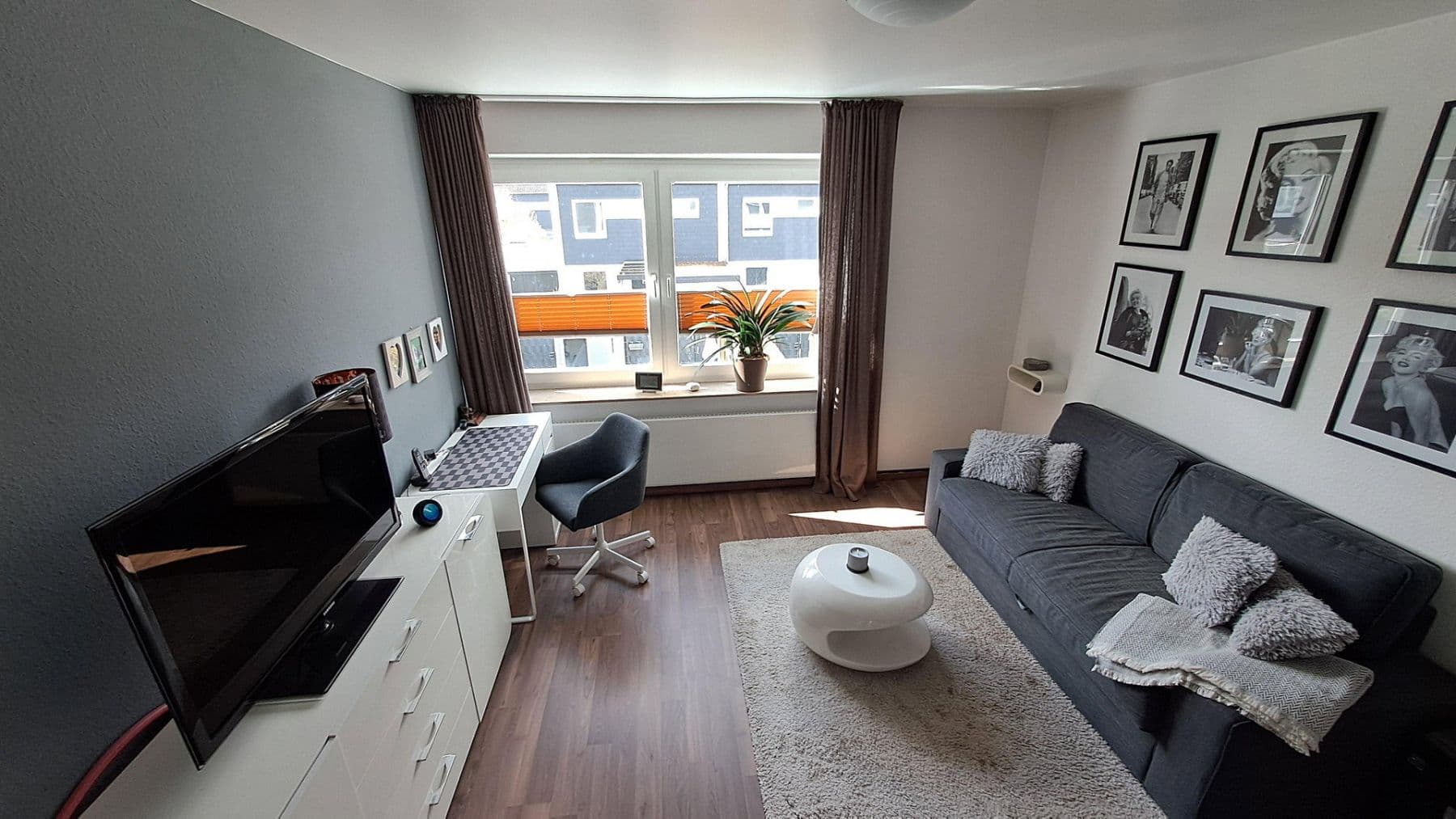 Prodej domu 135 m², pozemek 220 m², Laatzen, Dolní Sasko Prodej domu 135 m², pozemek 220 m², Laatzen, Dolní Sasko