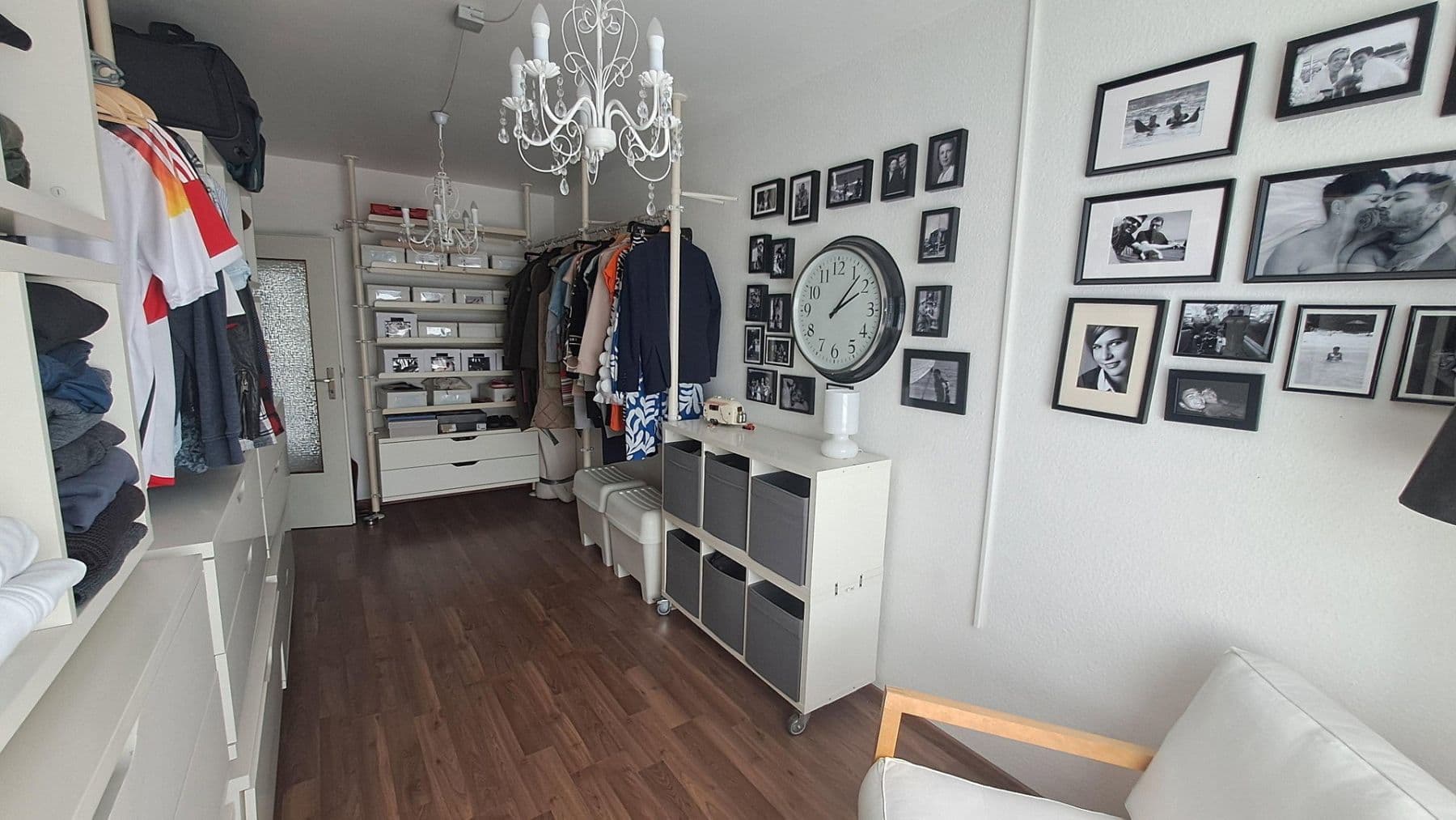 Prodej domu 135 m², pozemek 220 m², Laatzen, Dolní Sasko Prodej domu 135 m², pozemek 220 m², Laatzen, Dolní Sasko