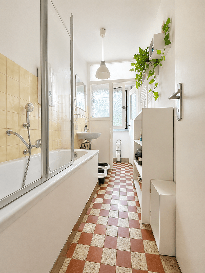 Prodej bytu 3+1 76 m², Karolingerstraße 10, Koblenz, Porýní-Falc Prodej bytu 3+1 76 m², Karolingerstraße 10, Koblenz, Porýní-Falc