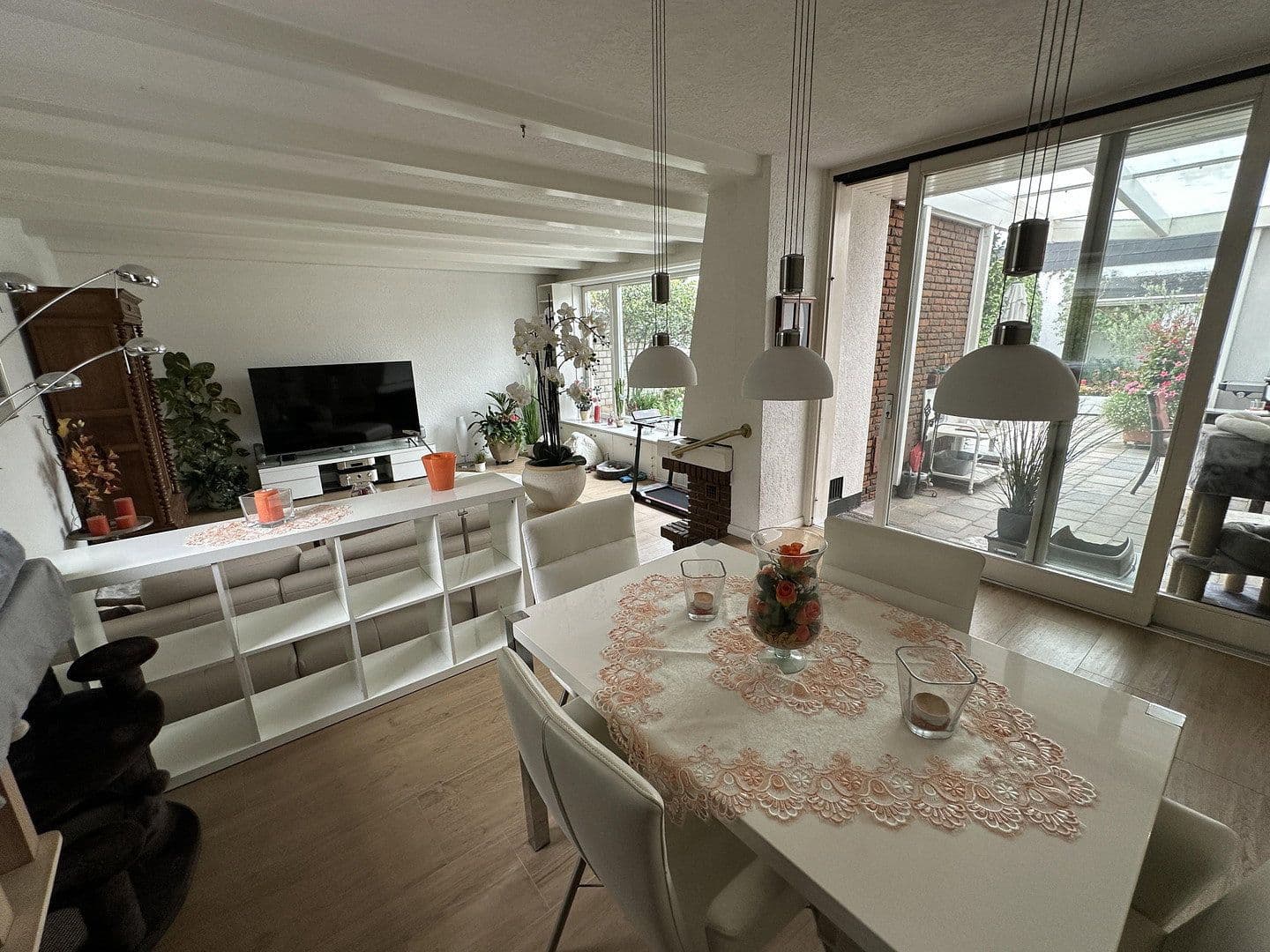Prodej domu 181 m², pozemek 334 m², Mannheim, Bádensko-Württembersko Prodej domu 181 m², pozemek 334 m², Mannheim, Bádensko-Württembersko