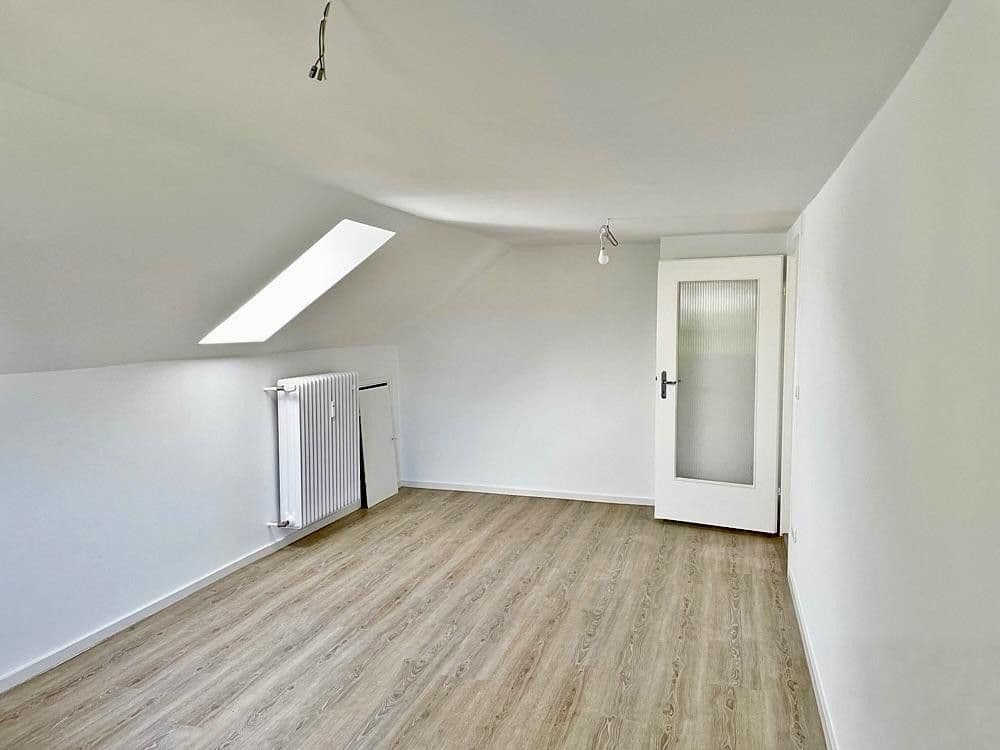 Pronájem bytu 3+1 55 m², Franz-Töpsl-Weg 15, München, Bavorsko Pronájem bytu 3+1 55 m², Franz-Töpsl-Weg 15, München, Bavorsko