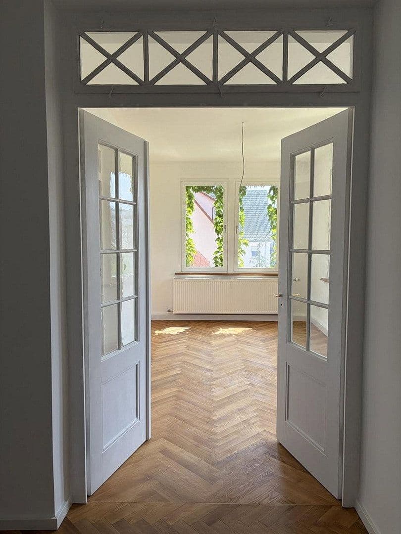 Prodej bytu 6+1 146 m², Friedrich-Ebert-Straße 18, Göppingen, Bádensko-Württembersko Prodej bytu 6+1 146 m², Friedrich-Ebert-Straße 18, Göppingen, Bádensko-Württembersko