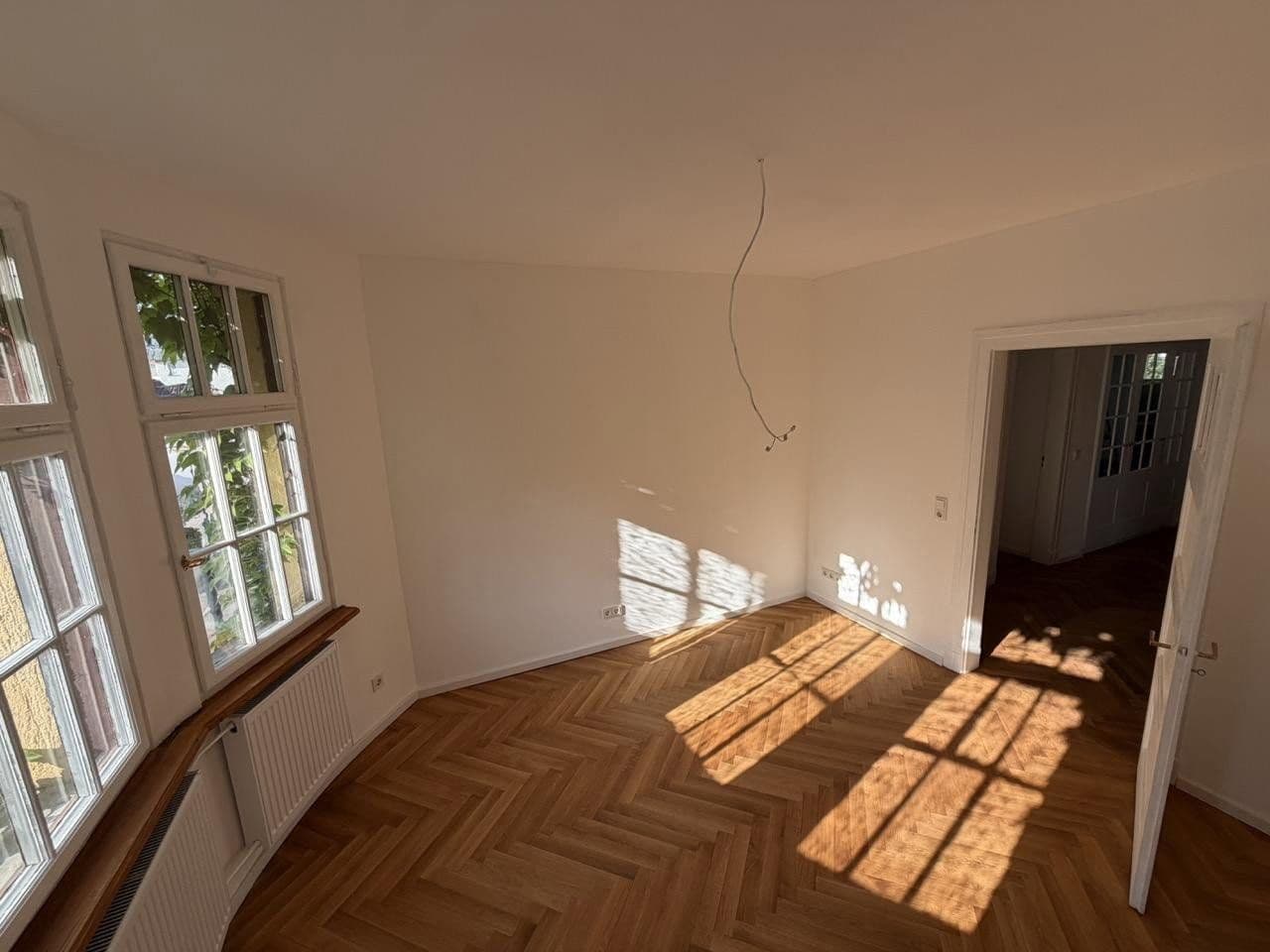 Prodej bytu 6+1 146 m², Friedrich-Ebert-Straße 18, Göppingen, Bádensko-Württembersko Prodej bytu 6+1 146 m², Friedrich-Ebert-Straße 18, Göppingen, Bádensko-Württembersko