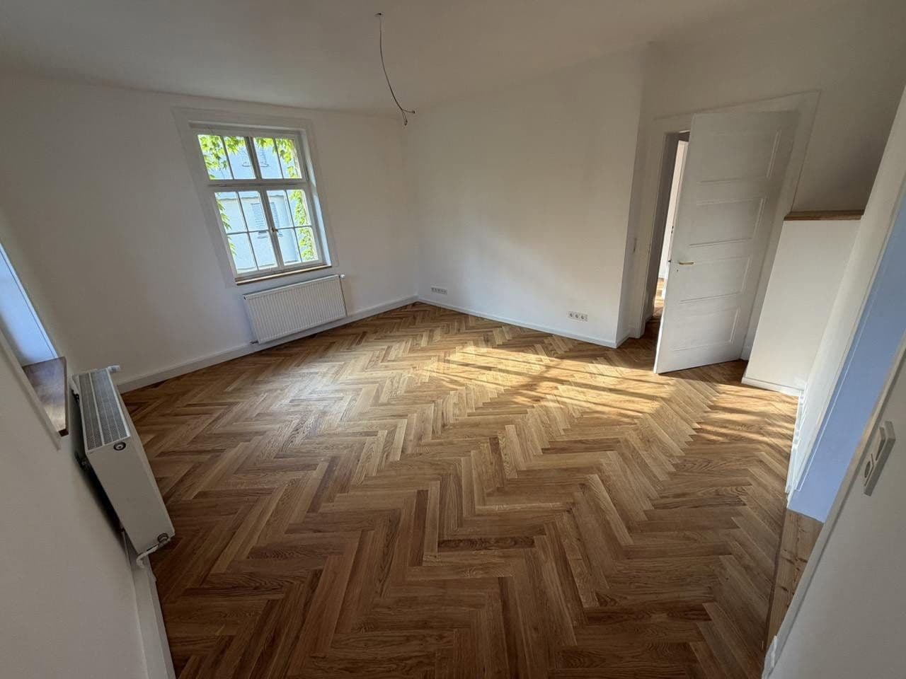 Prodej bytu 6+1 146 m², Friedrich-Ebert-Straße 18, Göppingen, Bádensko-Württembersko Prodej bytu 6+1 146 m², Friedrich-Ebert-Straße 18, Göppingen, Bádensko-Württembersko