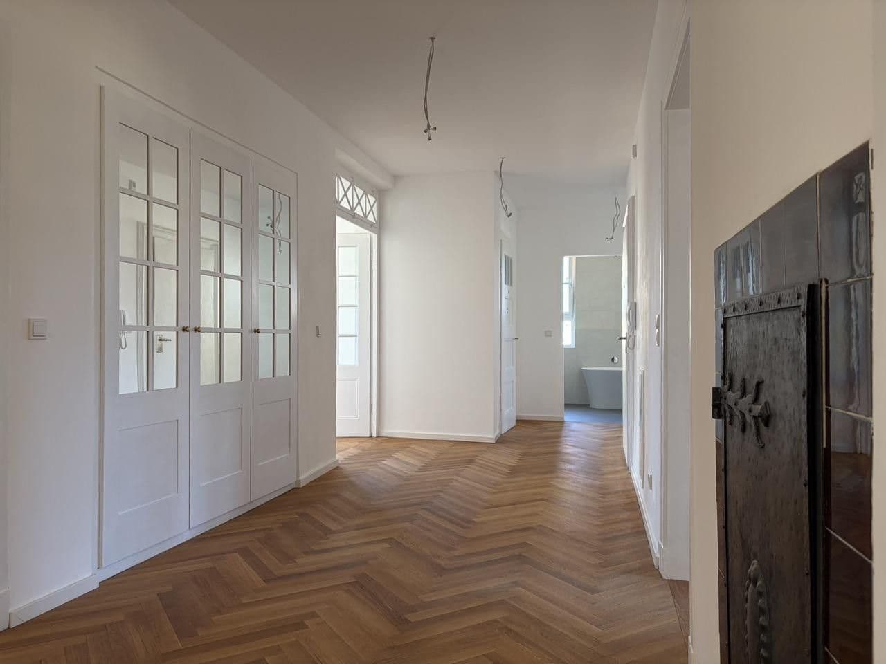 Prodej bytu 6+1 146 m², Friedrich-Ebert-Straße 18, Göppingen, Bádensko-Württembersko Prodej bytu 6+1 146 m², Friedrich-Ebert-Straße 18, Göppingen, Bádensko-Württembersko