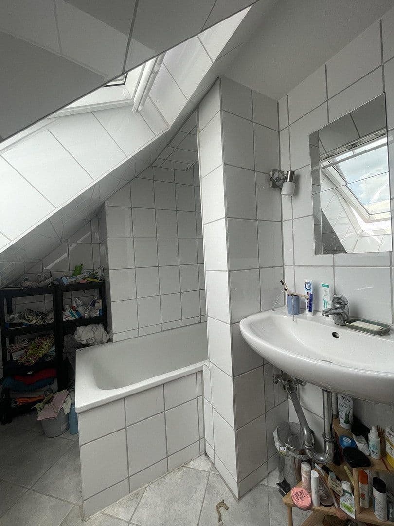 Pronájem bytu 2+1 57 m², Friedrich-Holthaus-Straße 13, Osnabrück, Dolní Sasko Pronájem bytu 2+1 57 m², Friedrich-Holthaus-Straße 13, Osnabrück, Dolní Sasko