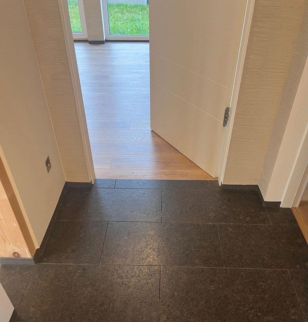 Prodej domu 300 m², pozemek 1.000 m², Solingen, Severní Porýní-Vestfálsko Prodej domu 300 m², pozemek 1.000 m², Solingen, Severní Porýní-Vestfálsko