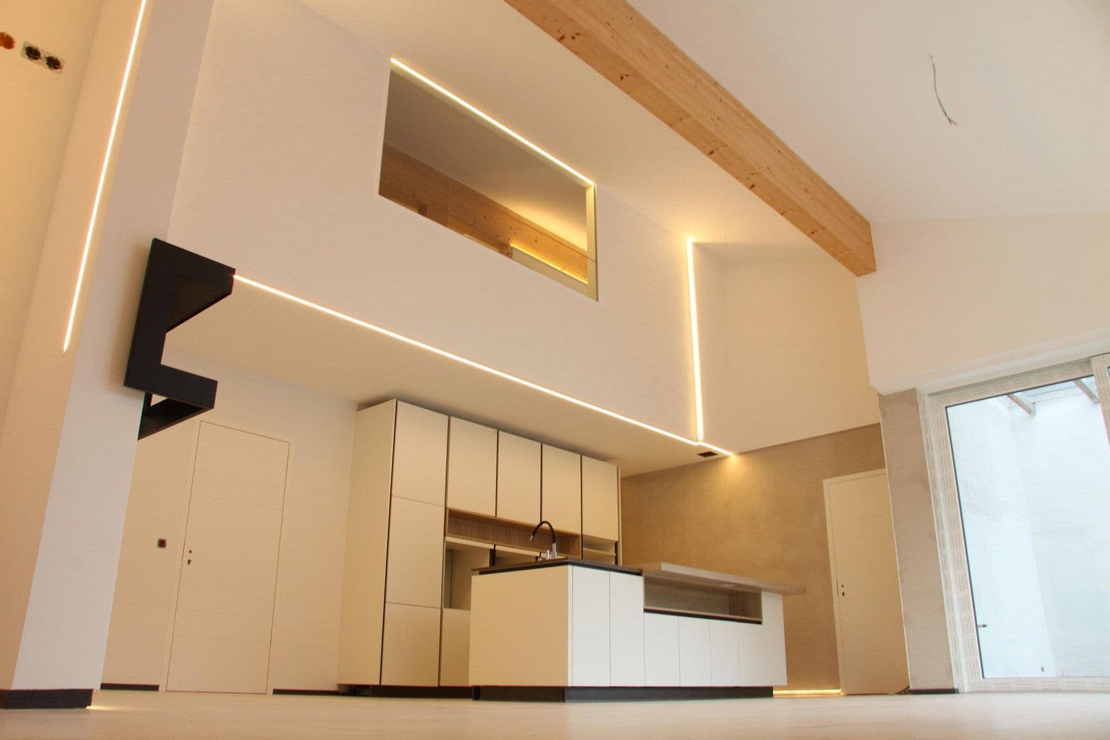 Prodej domu 300 m², pozemek 1.000 m², Solingen, Severní Porýní-Vestfálsko Prodej domu 300 m², pozemek 1.000 m², Solingen, Severní Porýní-Vestfálsko