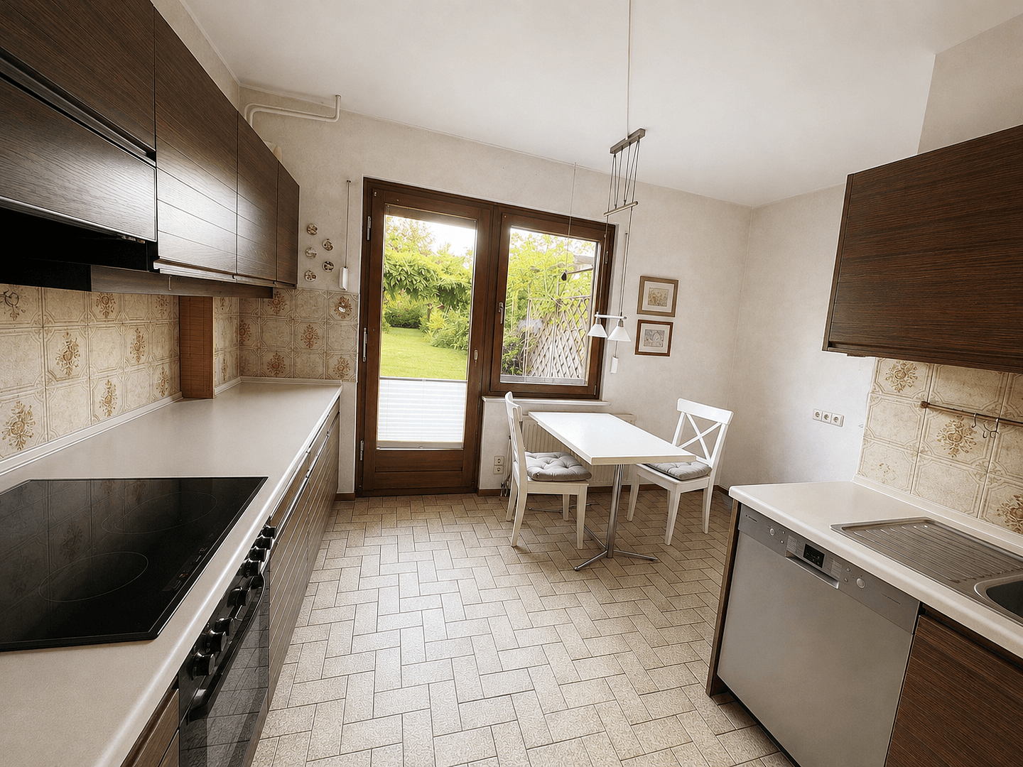 Prodej domu 124 m², pozemek 853 m², Schenefeld, Šlesvicko-Holštýnsko Prodej domu 124 m², pozemek 853 m², Schenefeld, Šlesvicko-Holštýnsko