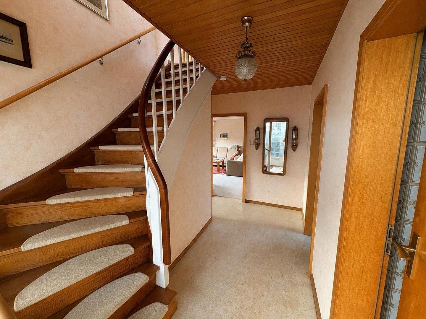Prodej domu 124 m², pozemek 853 m², Schenefeld, Šlesvicko-Holštýnsko Prodej domu 124 m², pozemek 853 m², Schenefeld, Šlesvicko-Holštýnsko