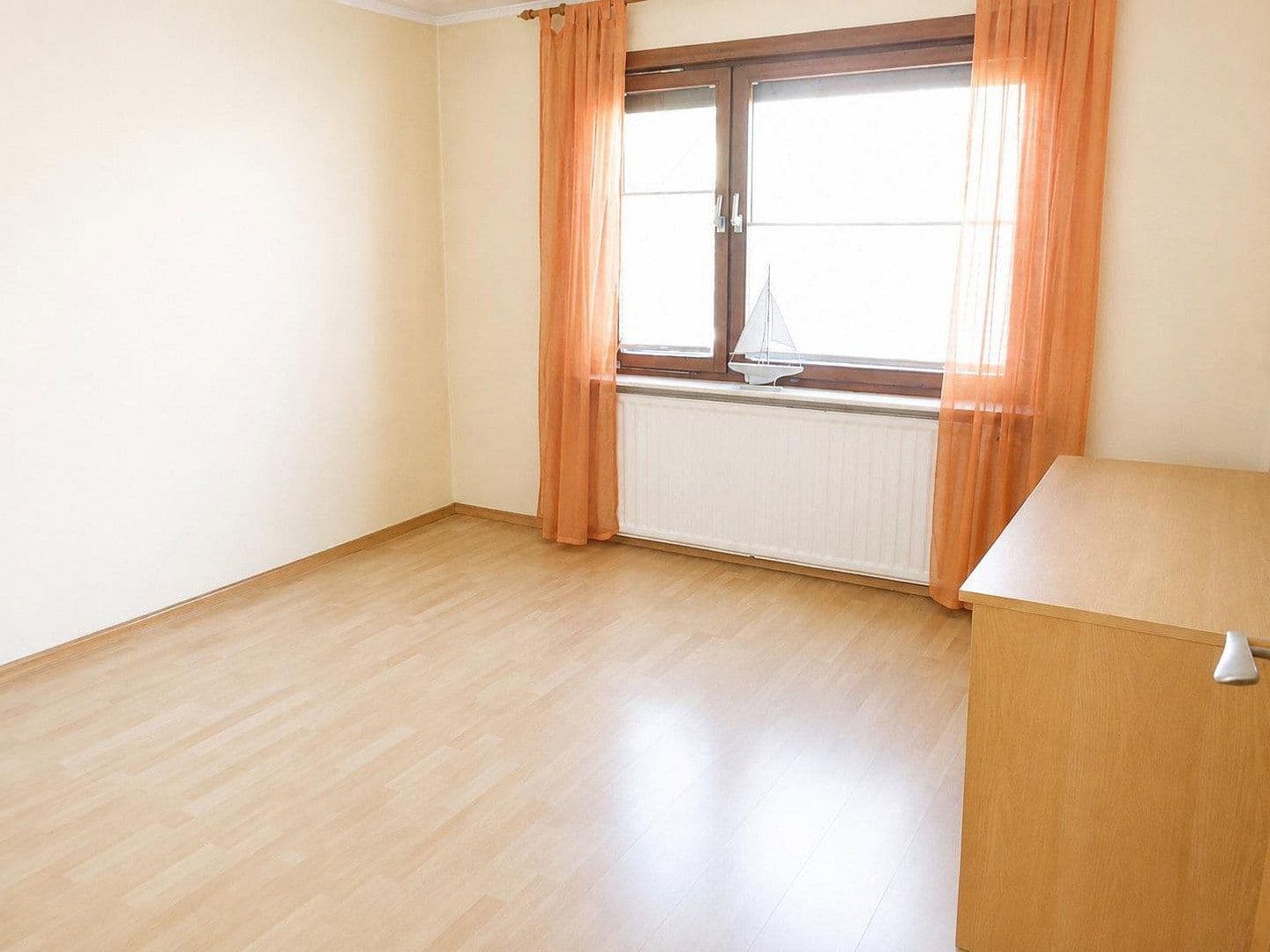 Prodej domu 124 m², pozemek 853 m², Schenefeld, Šlesvicko-Holštýnsko Prodej domu 124 m², pozemek 853 m², Schenefeld, Šlesvicko-Holštýnsko