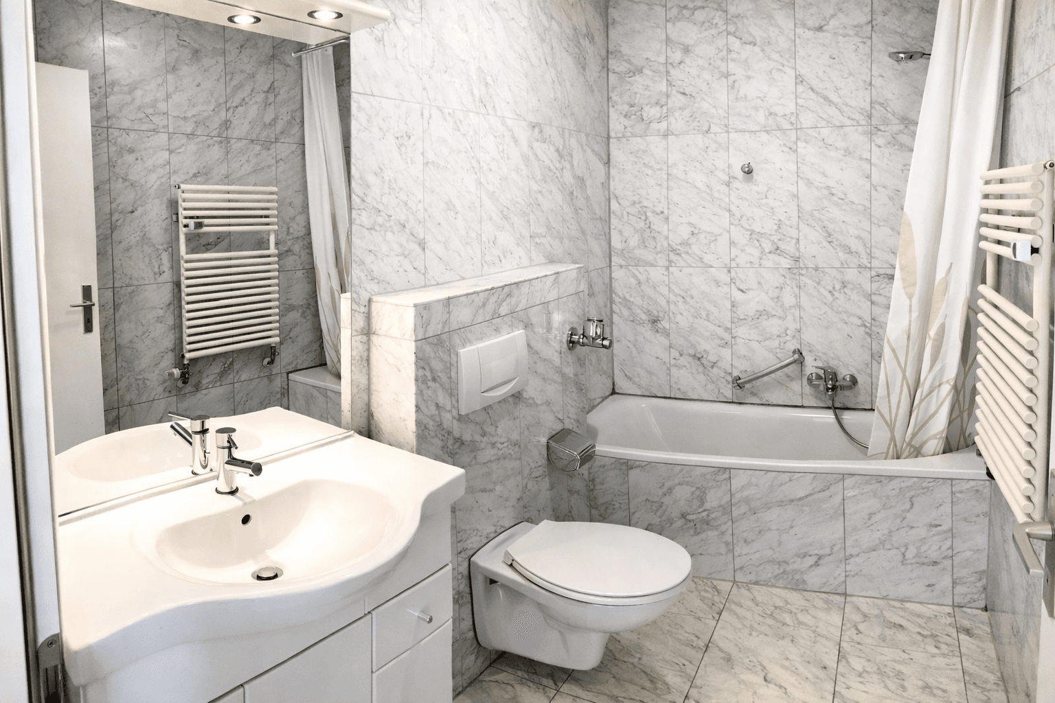 Prodej bytu 2+1 51 m², Augustenstr. 10, Stuttgart, Bádensko-Württembersko Prodej bytu 2+1 51 m², Augustenstr. 10, Stuttgart, Bádensko-Württembersko