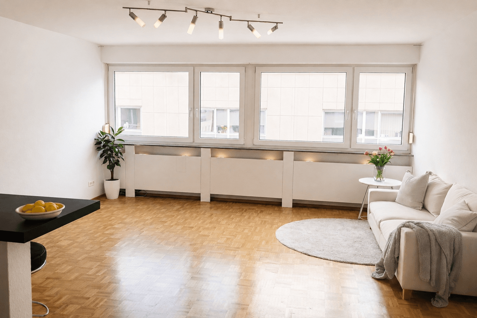Prodej bytu 2+1 51 m², Augustenstr. 10, Stuttgart, Bádensko-Württembersko Prodej bytu 2+1 51 m², Augustenstr. 10, Stuttgart, Bádensko-Württembersko