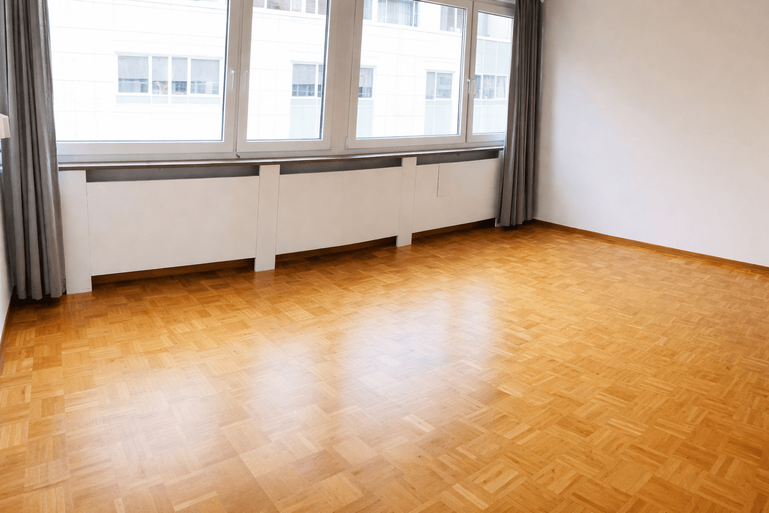 Prodej bytu 2+1 51 m², Augustenstr. 10, Stuttgart, Bádensko-Württembersko Prodej bytu 2+1 51 m², Augustenstr. 10, Stuttgart, Bádensko-Württembersko