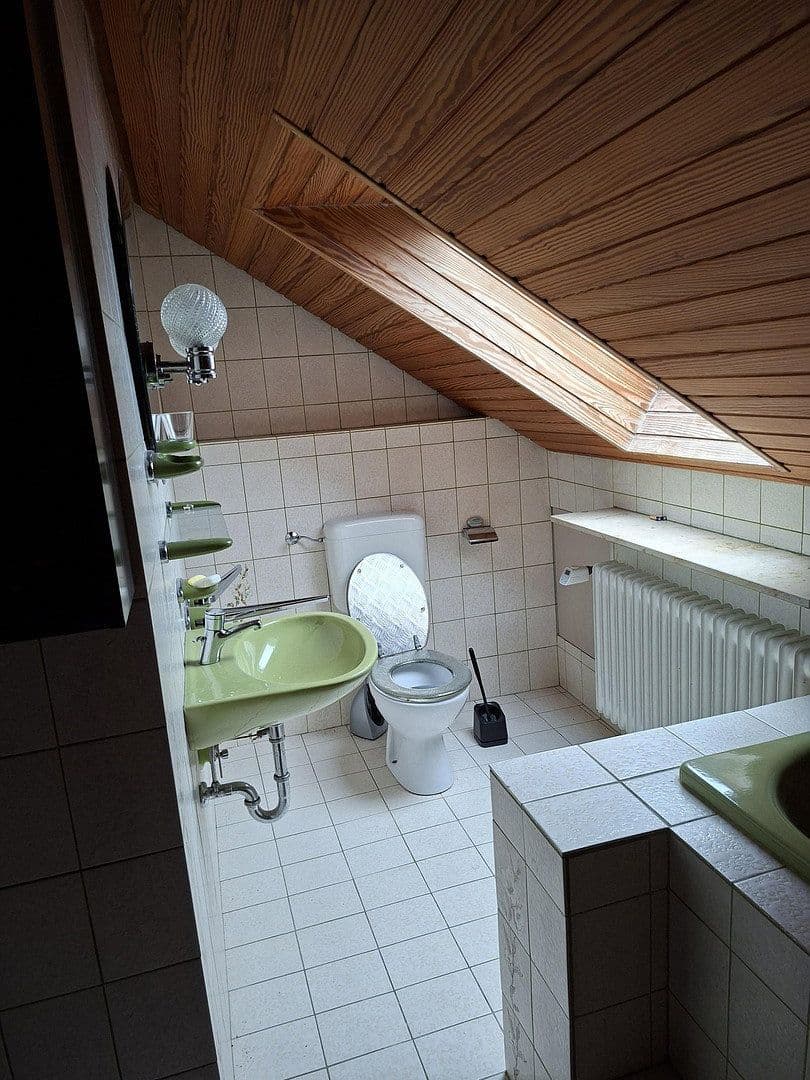 Prodej domu 186 m², pozemek 558 m², Königsbrunn, Bavorsko Prodej domu 186 m², pozemek 558 m², Königsbrunn, Bavorsko