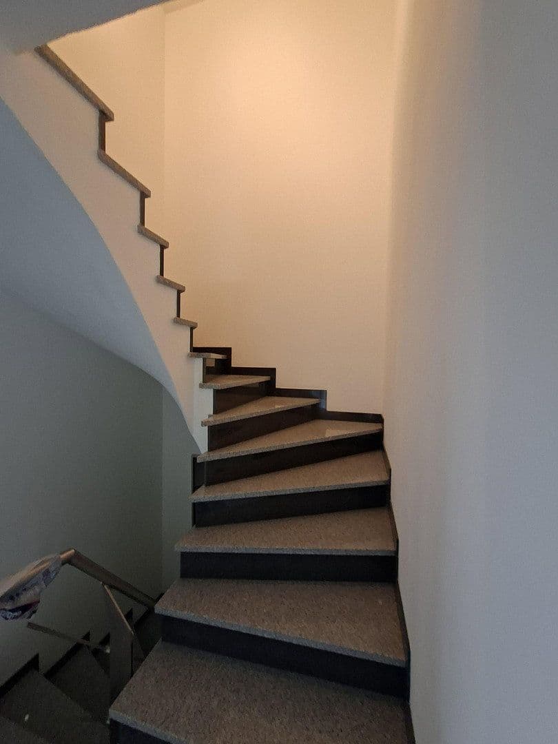 Prodej domu 186 m², pozemek 558 m², Königsbrunn, Bavorsko Prodej domu 186 m², pozemek 558 m², Königsbrunn, Bavorsko