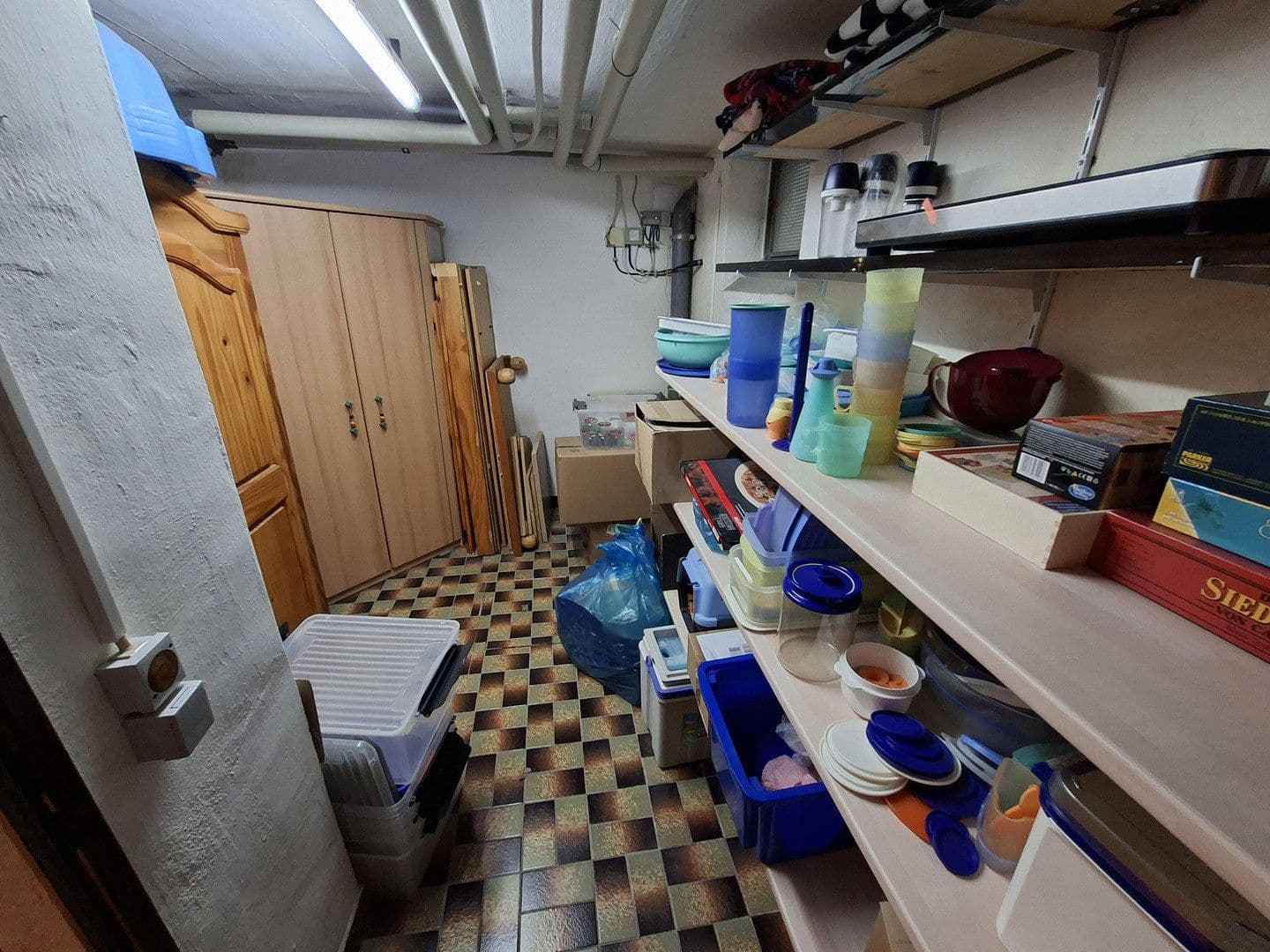 Prodej domu 186 m², pozemek 558 m², Königsbrunn, Bavorsko Prodej domu 186 m², pozemek 558 m², Königsbrunn, Bavorsko