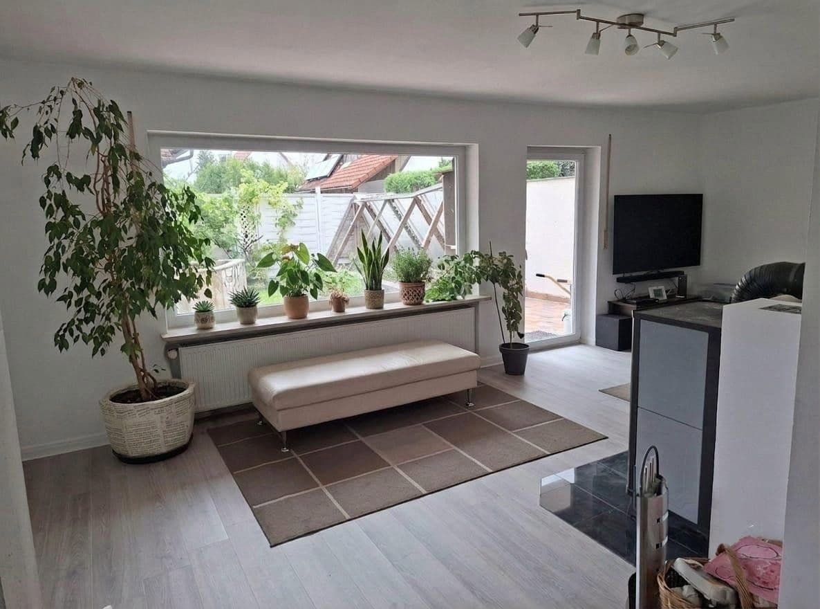 Prodej domu 186 m², pozemek 558 m², Königsbrunn, Bavorsko Prodej domu 186 m², pozemek 558 m², Königsbrunn, Bavorsko