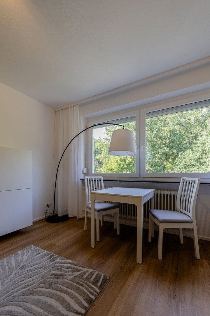 Pronájem bytu 1+1 38 m², Eskilstunastraße 35, Erlangen, Bavorsko Pronájem bytu 1+1 38 m², Eskilstunastraße 35, Erlangen, Bavorsko