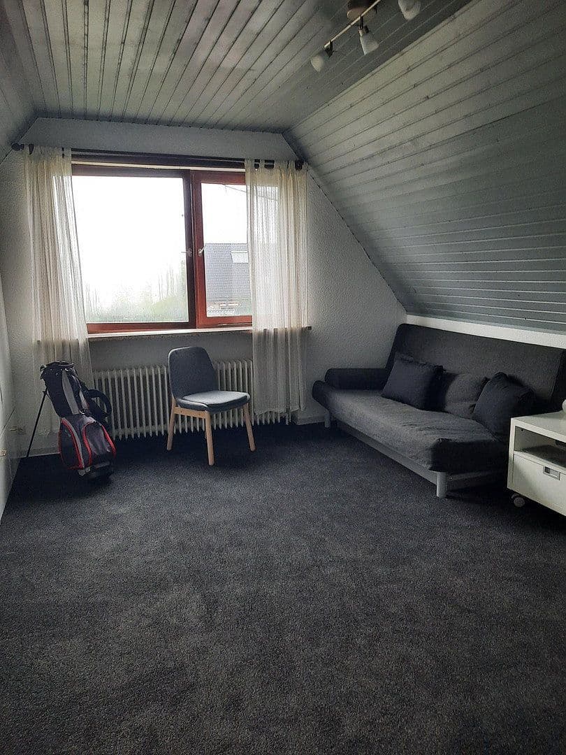 Prodej domu 196 m², pozemek 1.104 m², Munster, Dolní Sasko Prodej domu 196 m², pozemek 1.104 m², Munster, Dolní Sasko