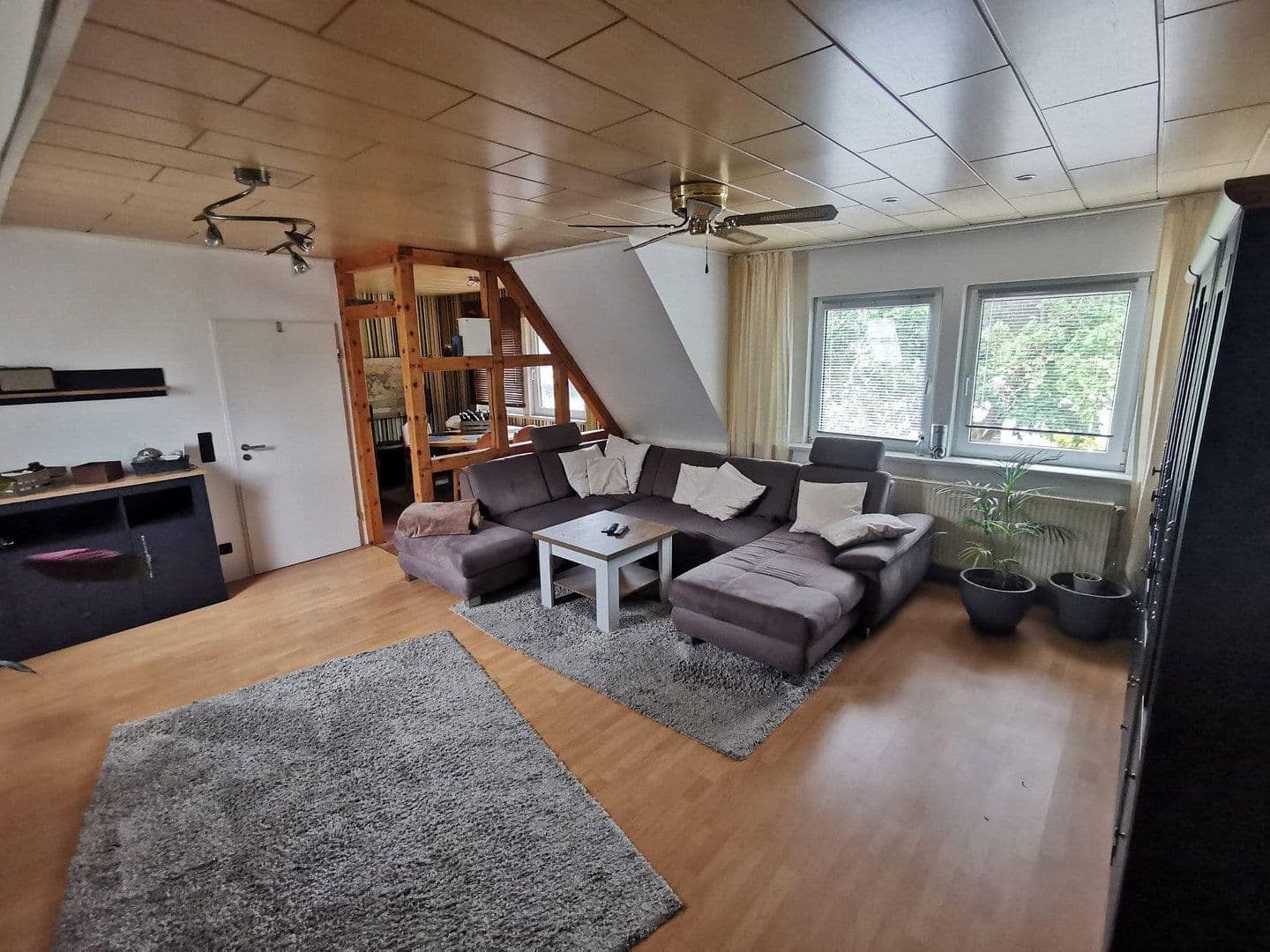 Prodej domu 196 m², pozemek 1.104 m², Munster, Dolní Sasko Prodej domu 196 m², pozemek 1.104 m², Munster, Dolní Sasko
