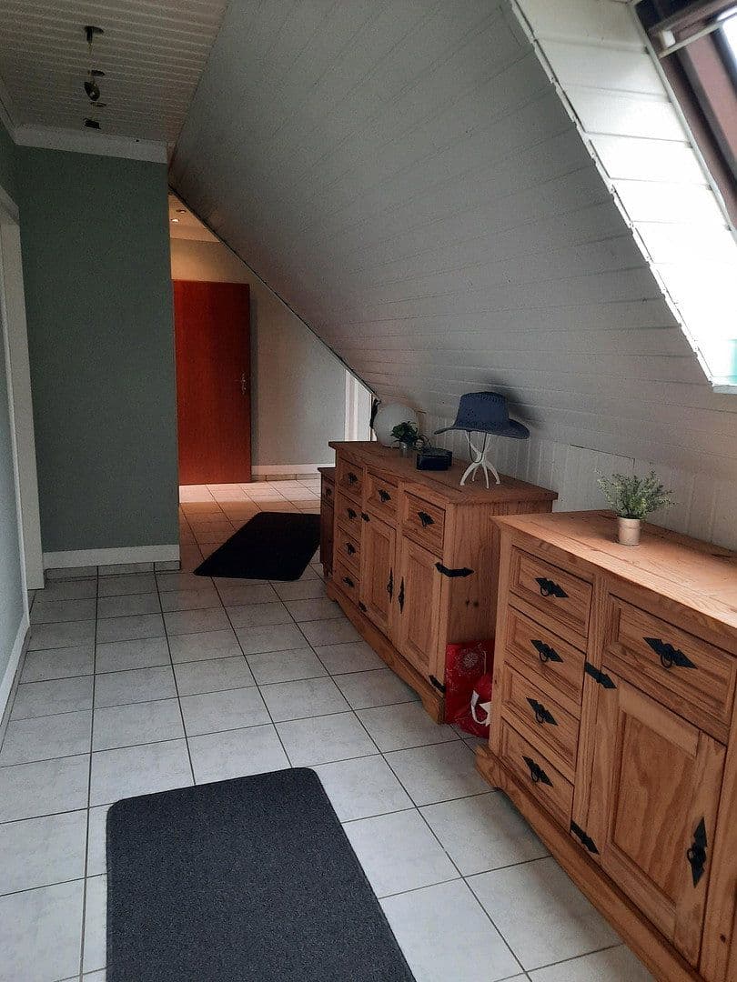 Prodej domu 196 m², pozemek 1.104 m², Munster, Dolní Sasko Prodej domu 196 m², pozemek 1.104 m², Munster, Dolní Sasko