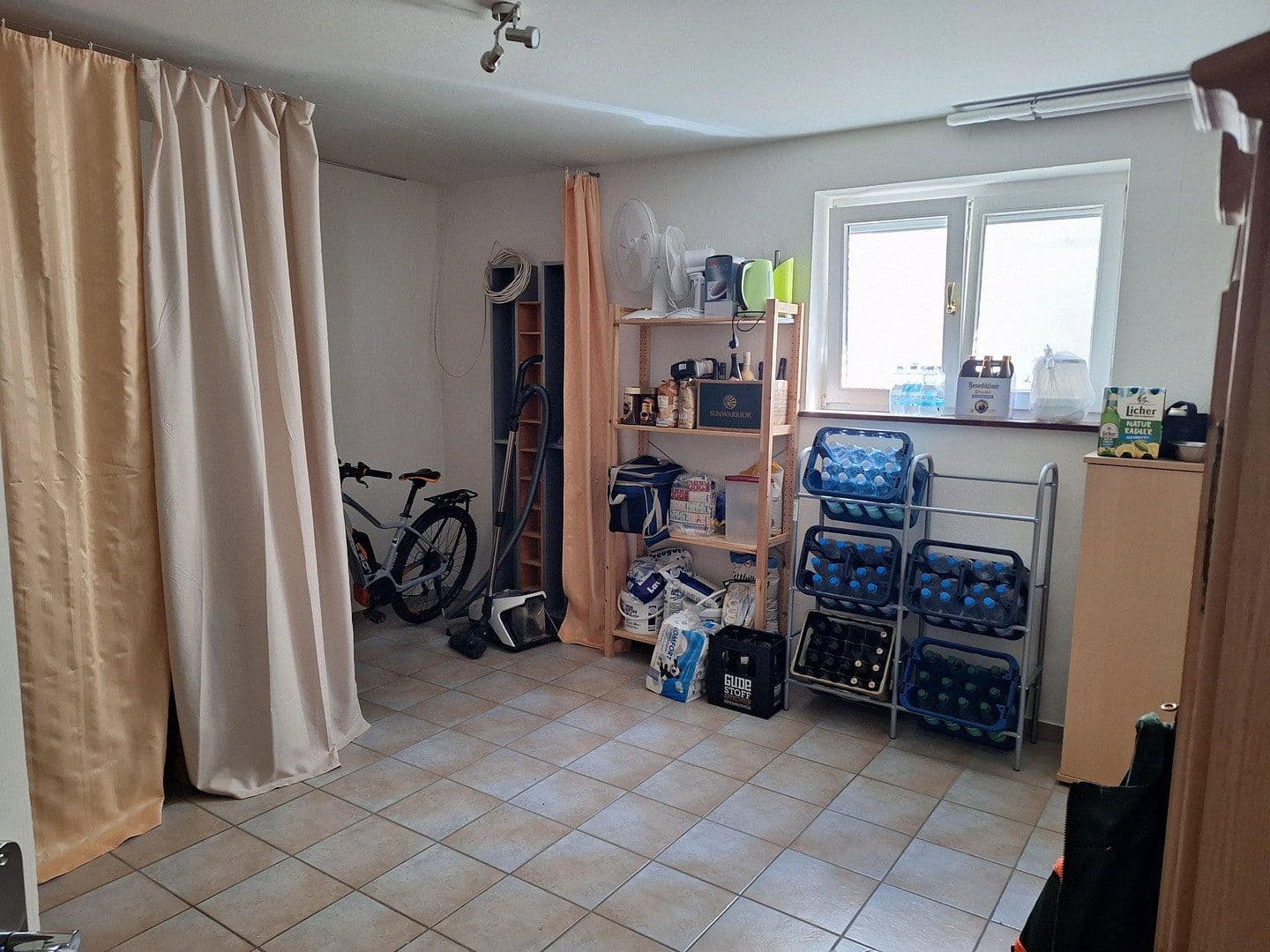 Prodej domu 240 m², pozemek 800 m², Trinkbornstrasse 15, Waldsolms, Hessen Prodej domu 240 m², pozemek 800 m², Trinkbornstrasse 15, Waldsolms, Hessen