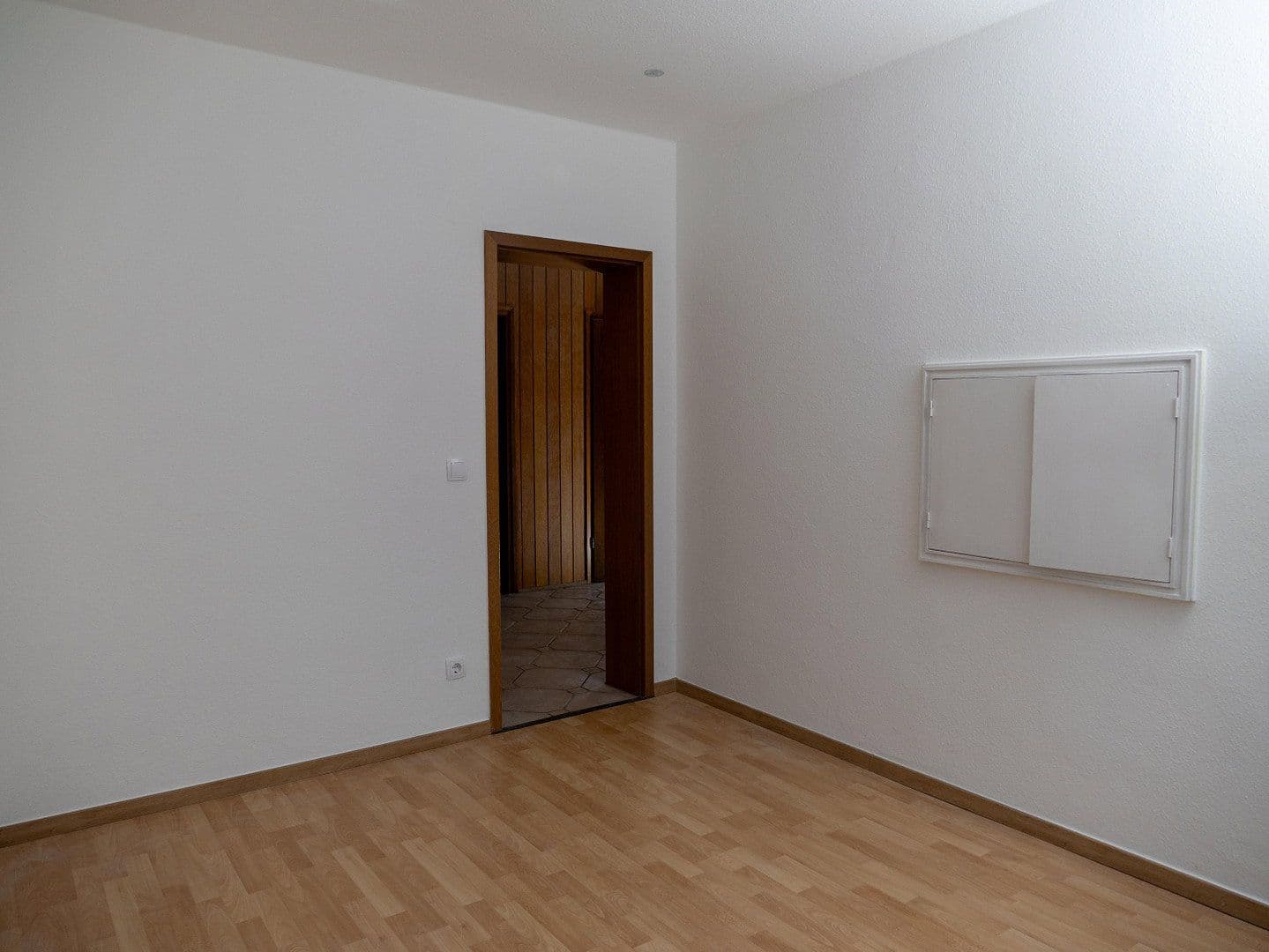 Pronájem bytu 4+1 91 m², Burgstraße 20, Duisburg, Severní Porýní-Vestfálsko Pronájem bytu 4+1 91 m², Burgstraße 20, Duisburg, Severní Porýní-Vestfálsko