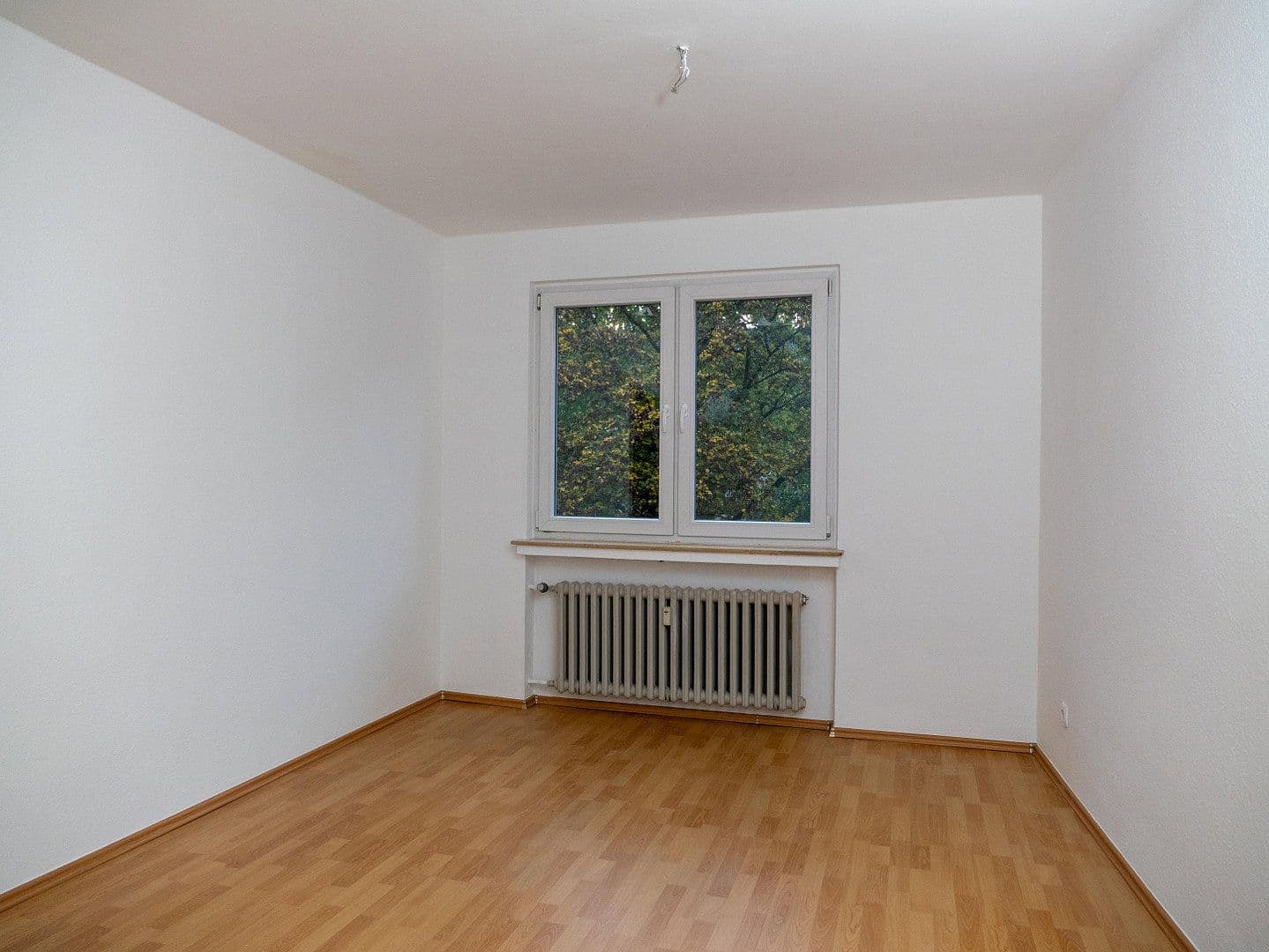Pronájem bytu 4+1 91 m², Burgstraße 20, Duisburg, Severní Porýní-Vestfálsko Pronájem bytu 4+1 91 m², Burgstraße 20, Duisburg, Severní Porýní-Vestfálsko